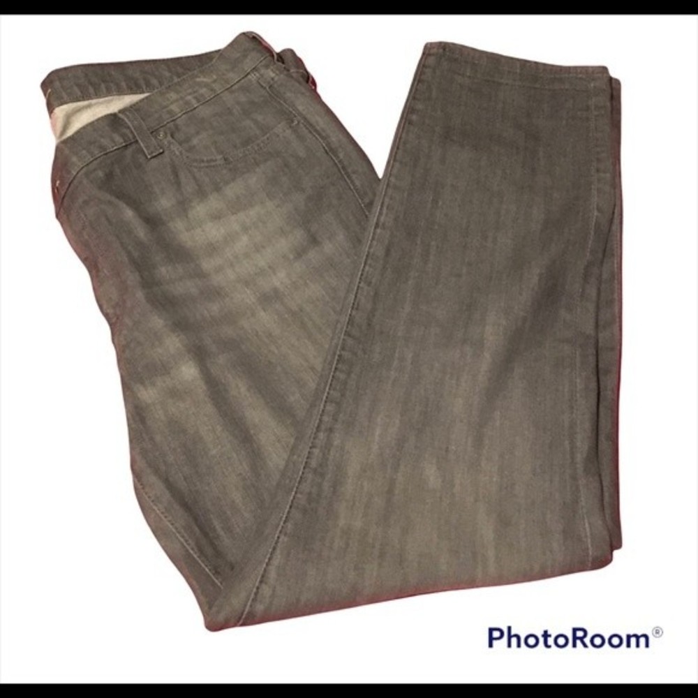 Old Navy Diva Straight Leg Jeans